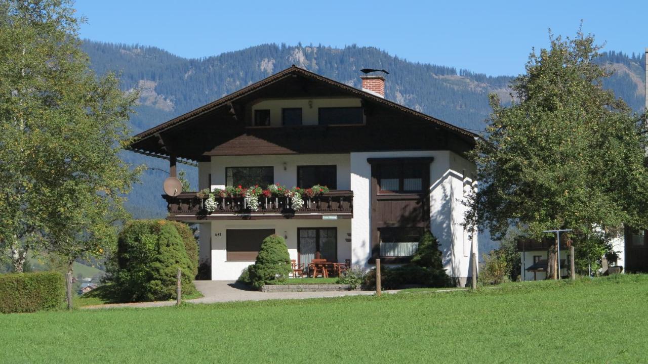 Ferienwohnung Kunterbunt Gosau Quarto foto